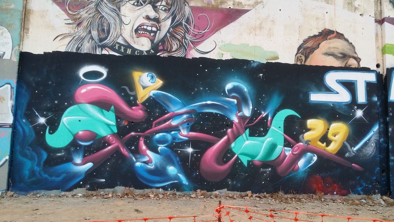 Graffiti Wall - Photo by FIL (2016)