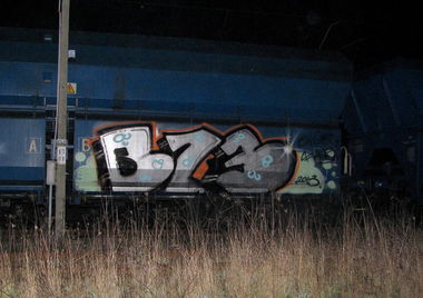 Graffiti Train - Photo by FIROONE - B13, CREW