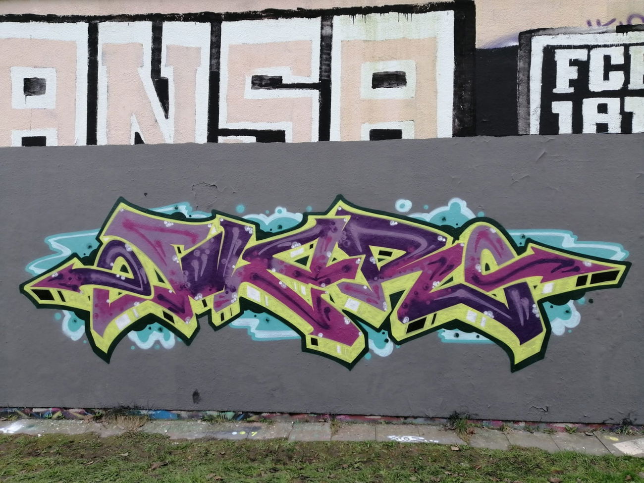 Graffiti Wall in Rostock - Photo by FLOR45 (2024)