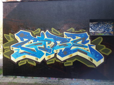 Graffiti Wall in Rostock - Photo by FLOR45