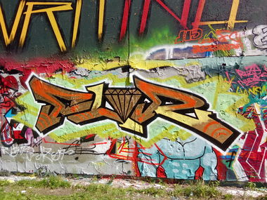 Graffiti Wall in Rostock - Photo by FLOR45