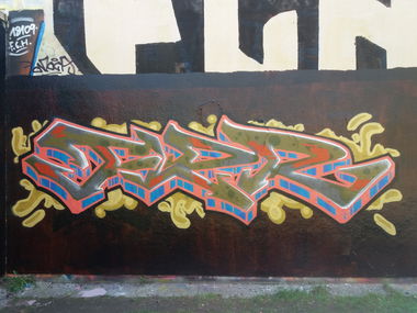 Graffiti Wall in Rostock - Photo by FLOR45