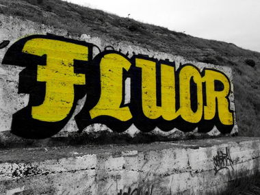 Graffiti Bombing - Photo by FLUORONE - fluorone (2013)