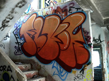 Graffiti Wall - Photo by FLUORONE - fluor (2014)