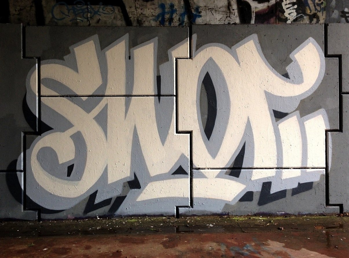 Graffiti Wall - Photo by FLUORONE (2015)