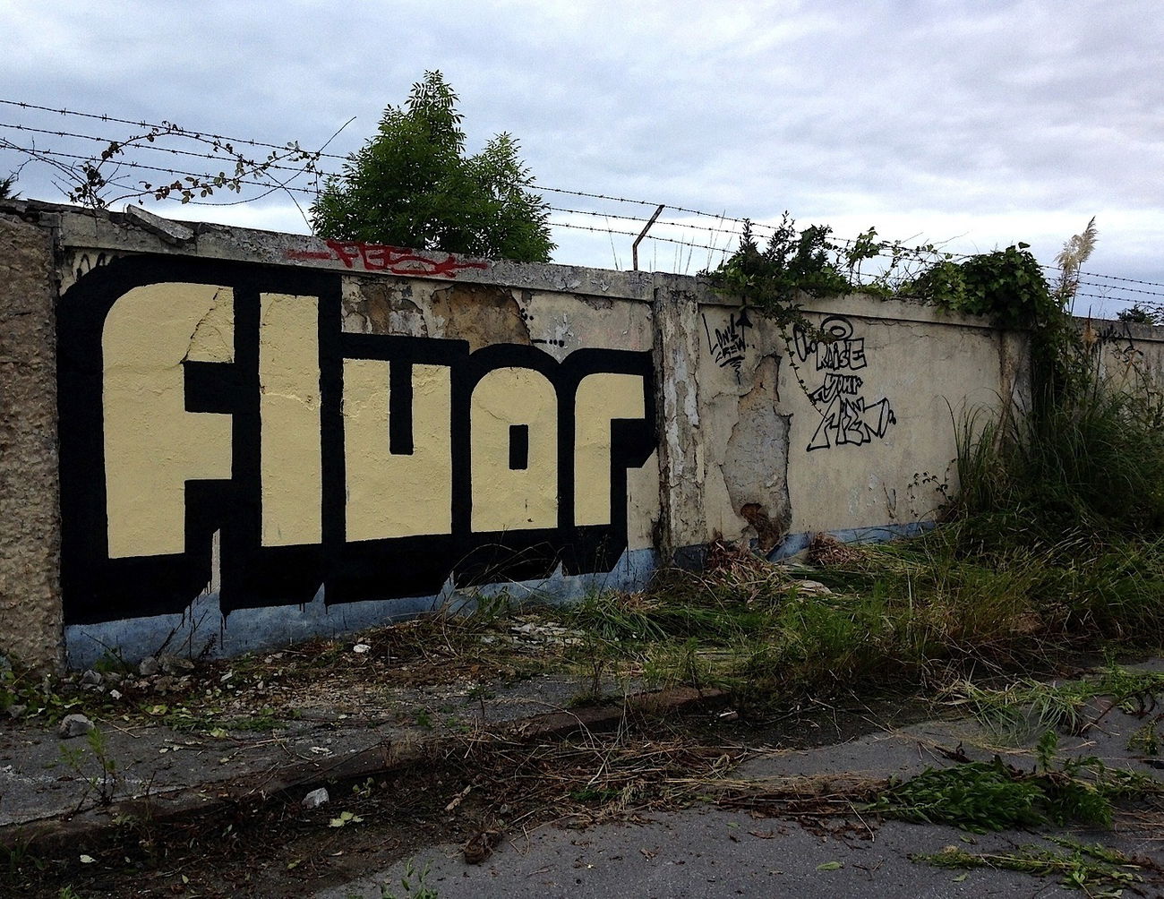 Graffiti Artwork - Photo by FLUORONE (2015)