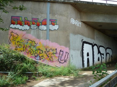 Graffiti Bombing - Photo by FOESandFriends - Abart, FOE, Crew