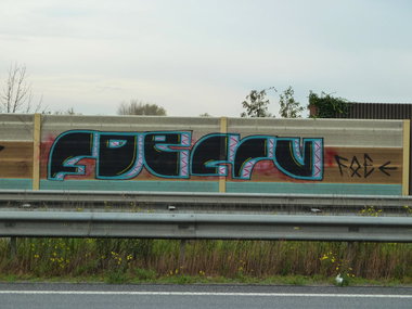 Graffiti Bombing - Photo by FOESandFriends - Abart, FOE, Crew