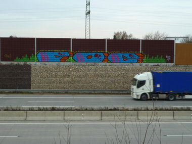 Graffiti Bombing - Photo by FOESandFriends - Abart, Tic, FOE