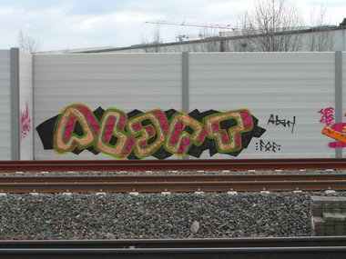 Graffiti Bombing - Photo by FOESandFriends - Abart, FOE, Crew