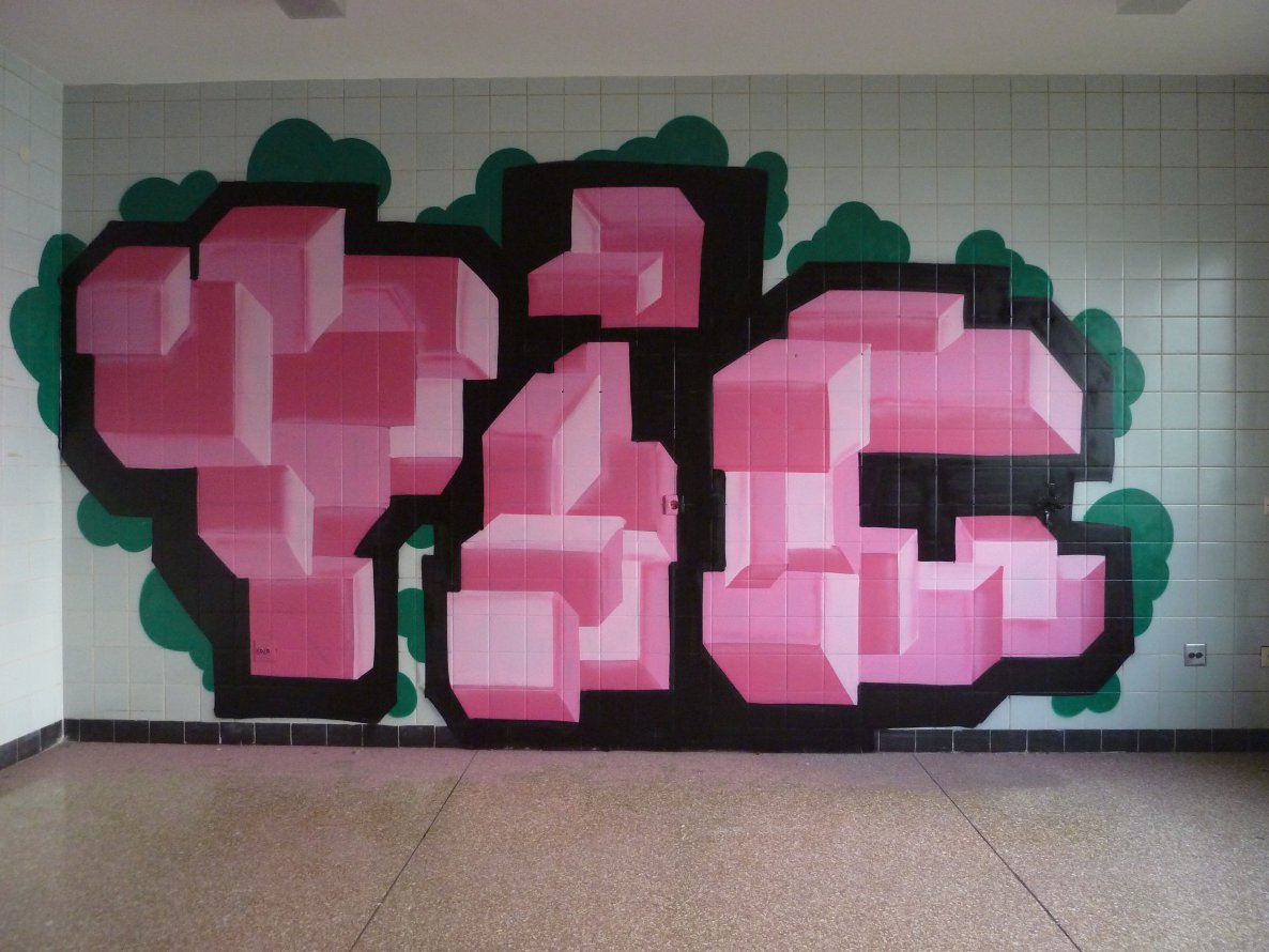 Graffiti Wall - Photo by FOESandFriends - Tic, FOE, Crew