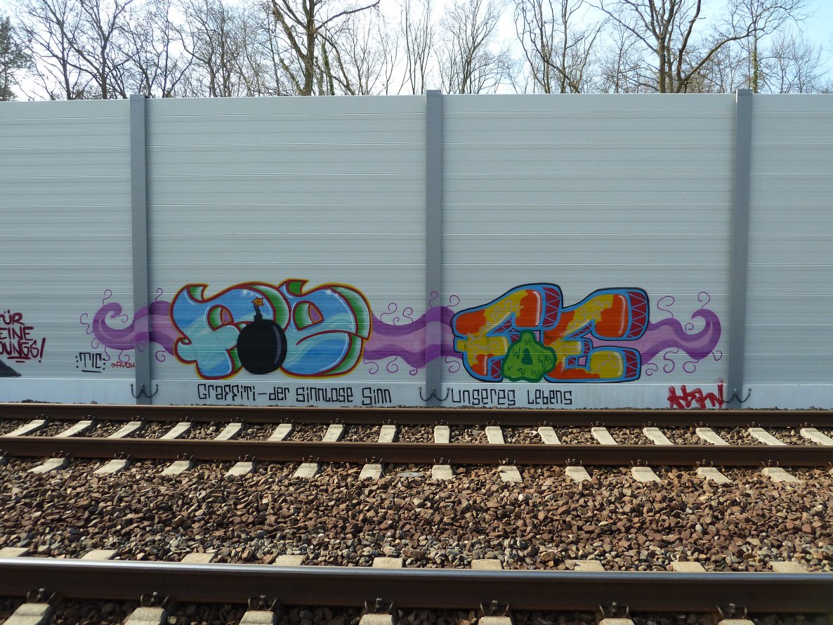 Graffiti Wall - Photo by FOESandFriends - Tic, Abart, FOE