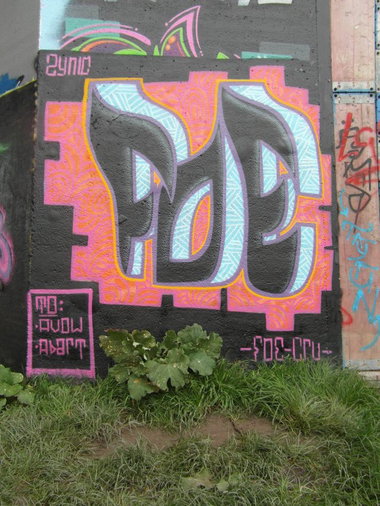 Graffiti Wall - Photo by FOESandFriends - Zynic, FOE, Crew