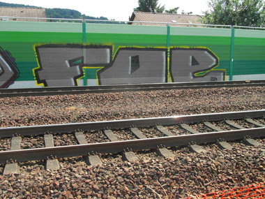 Graffiti Bombing - Photo by FOESandFriends - FOE, Crew, Cru