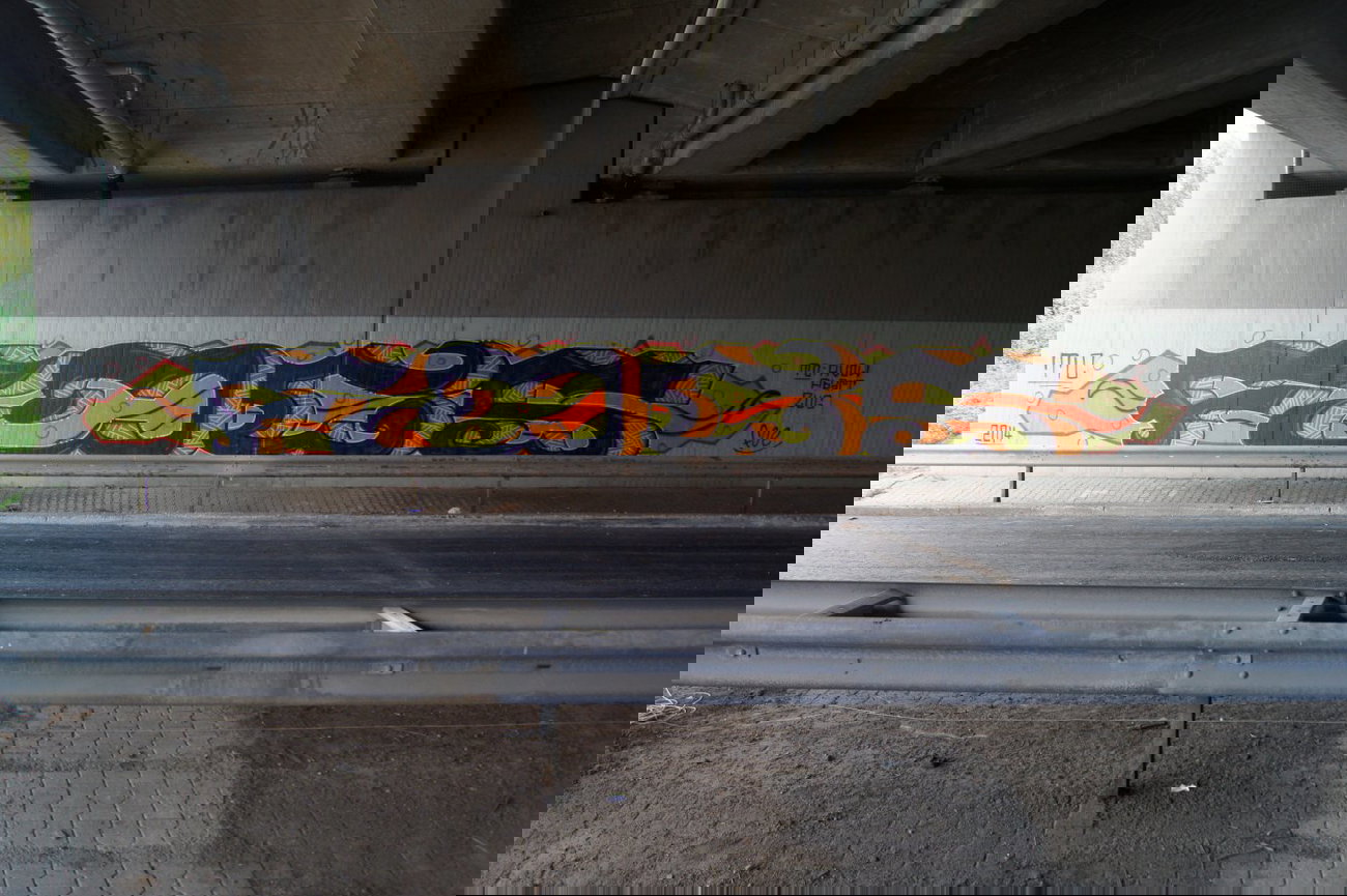 Graffiti Bombing - Photo by FOESandFriends - Foes, Tic, FOE