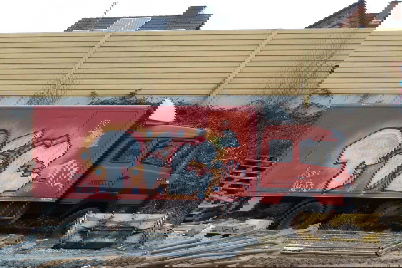 Graffiti Bombing - Photo by FOESandFriends - Tic, FOE, Crew