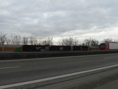 Graffiti Bombing - Photo by FOESandFriends - Abart, Tic, Zynic