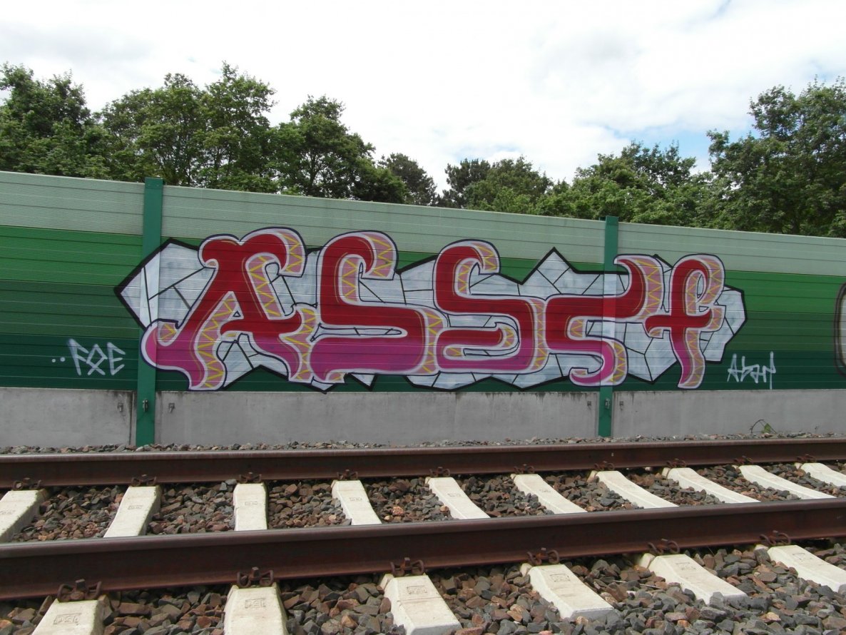 Graffiti Bombing - Photo by FOESandFriends - Abart, FOE, Crew
