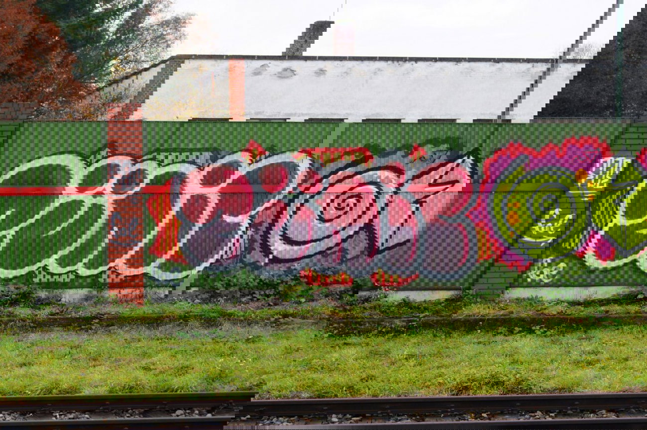 Graffiti Bombing - Photo by FOESandFriends - Zünic, FOE, Crew