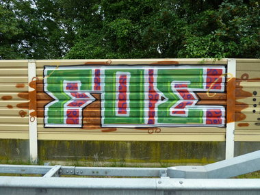 Graffiti Bombing - Photo by FOESandFriends - FOE, Crew, Cru