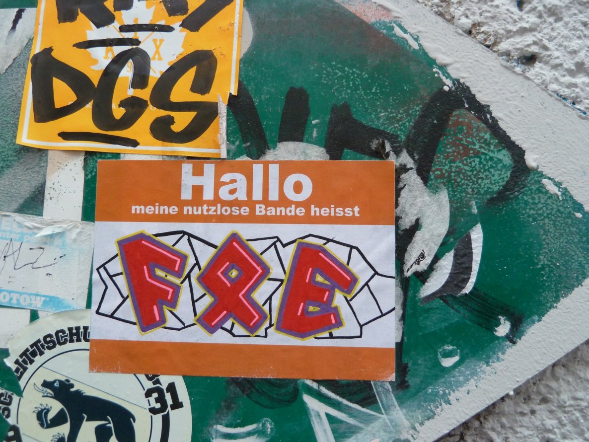 Graffiti Street Art - Photo by FOESandFriends - Sticker, FOE, Crew