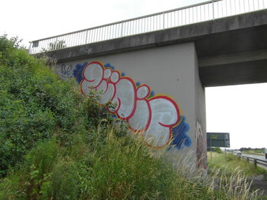 Graffiti Bombing - Photo by FOESandFriends - Zünic, FOE, Crew