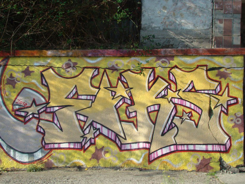 Graffiti Wall in Yalta - Photo by FOKSY - FOKS (2012)