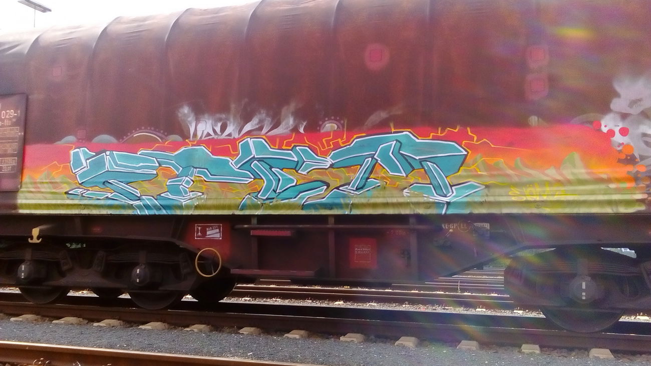 Graffiti Train - Photo by FR8SPOT - freight, fr8