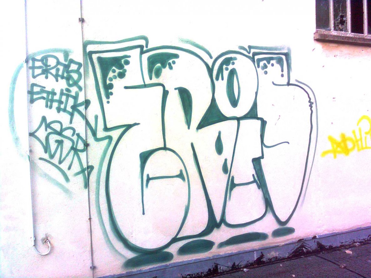 Graffiti Wall - Photo by FRMONE - ERIS, Ethik, Cesr (2k14)