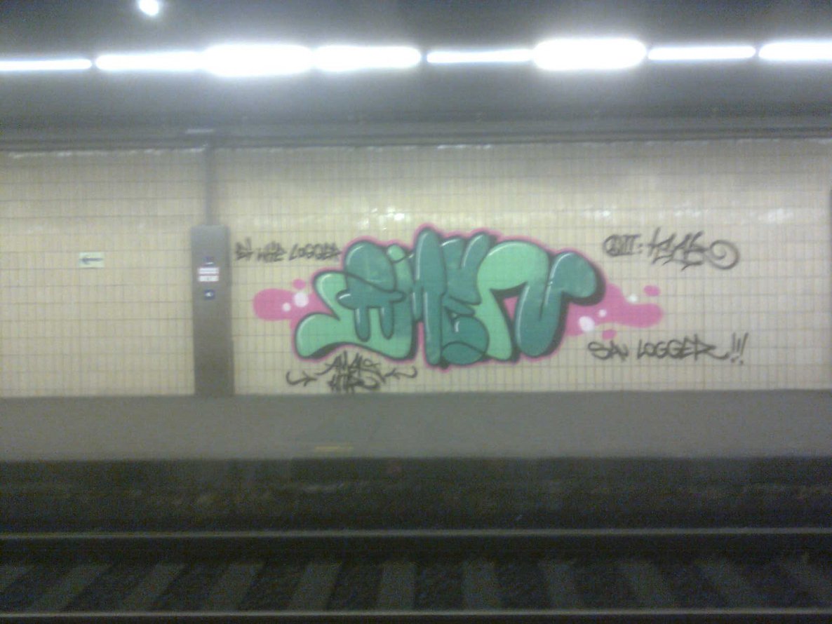 Graffiti Wall - Photo by FRMONE - ?men (2014)