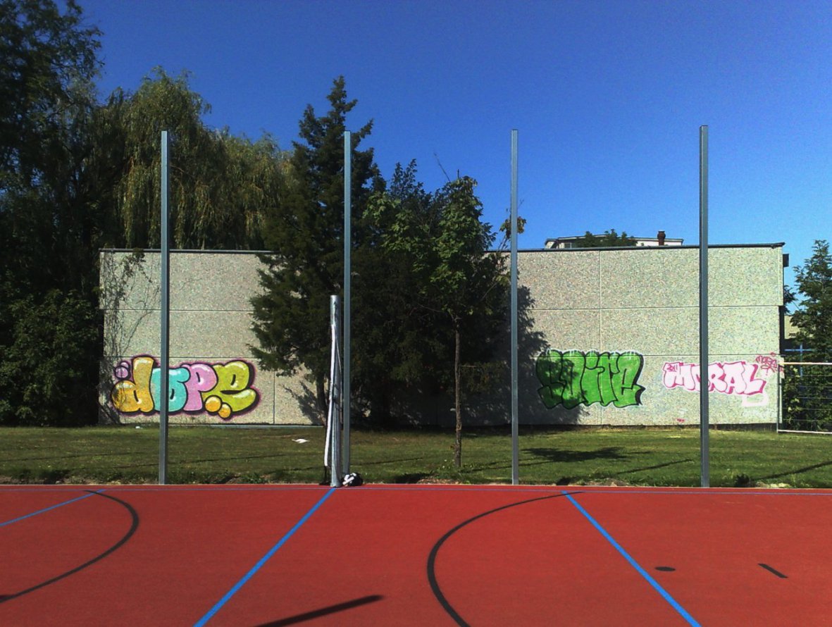 Graffiti Wall - Photo by FRMONE - Dope, soire, moral
