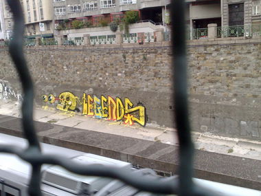 Graffiti Wall - Photo by FRMONE - Legends