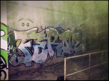 Graffiti Bombing - Photo by FRMONE - FEROMONE