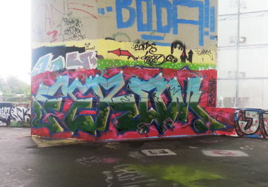 Graffiti Wall - Photo by FRMONE - FEROM