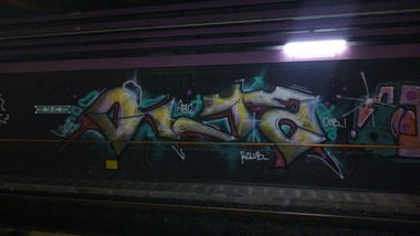 Graffiti Bombing - Photo by FRMONE - olta