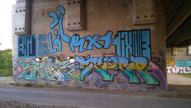 Graffiti Bombing - Photo by FRMONE
