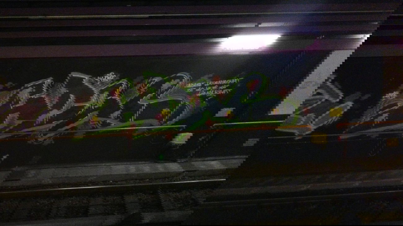 Graffiti Wall in Wien - Photo by FRMONE - ADAC