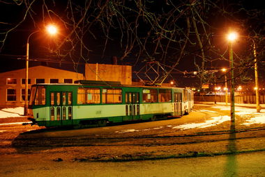 Graffiti Artwork - Photo by FROMHEROTOZERO