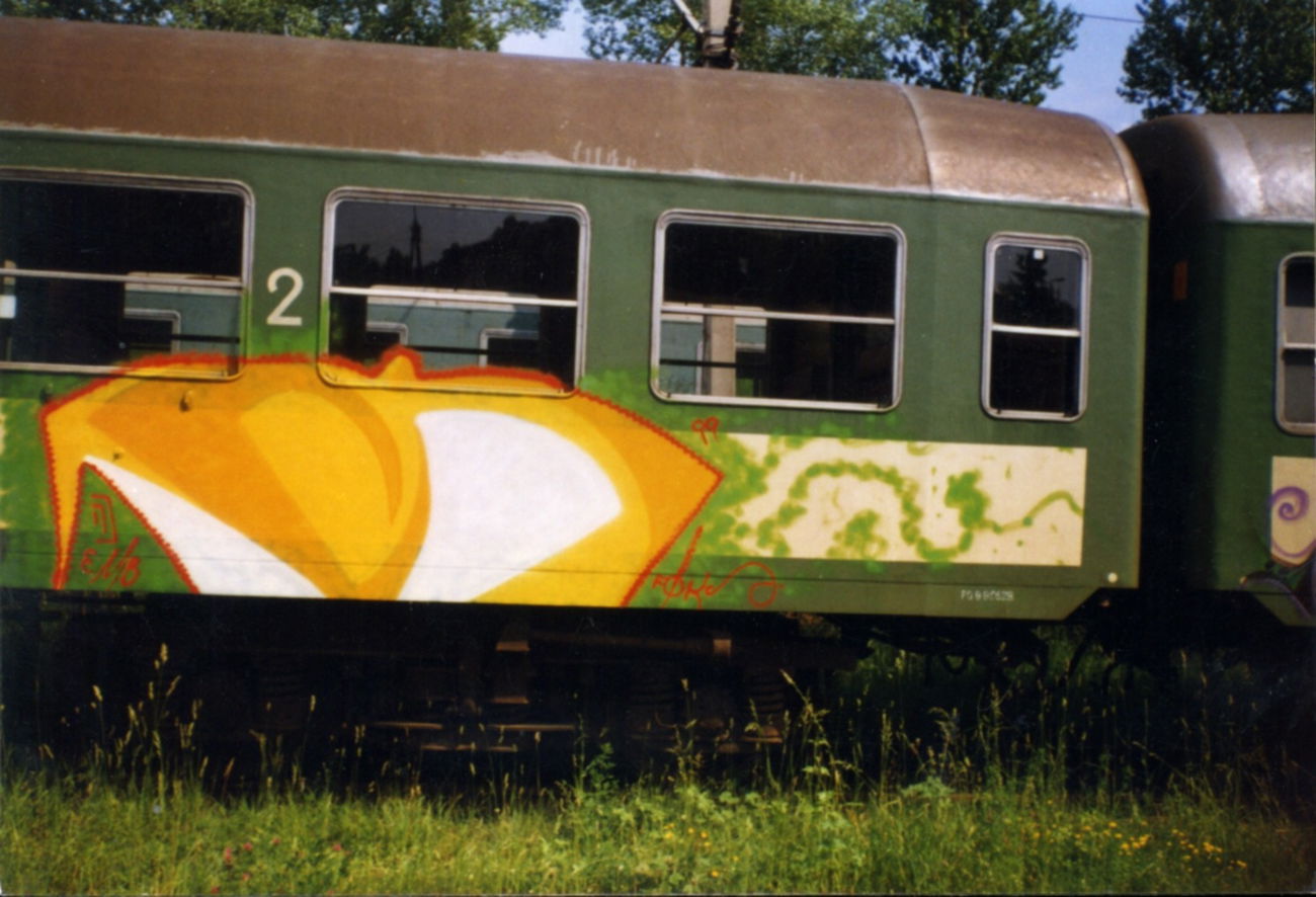 Graffiti Wall - Photo by FUX73 - FUX73, SAL, ZELDI