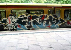Graffiti Train in Berlin - Photo by Fabsen - Fino, Berlin (2013)
