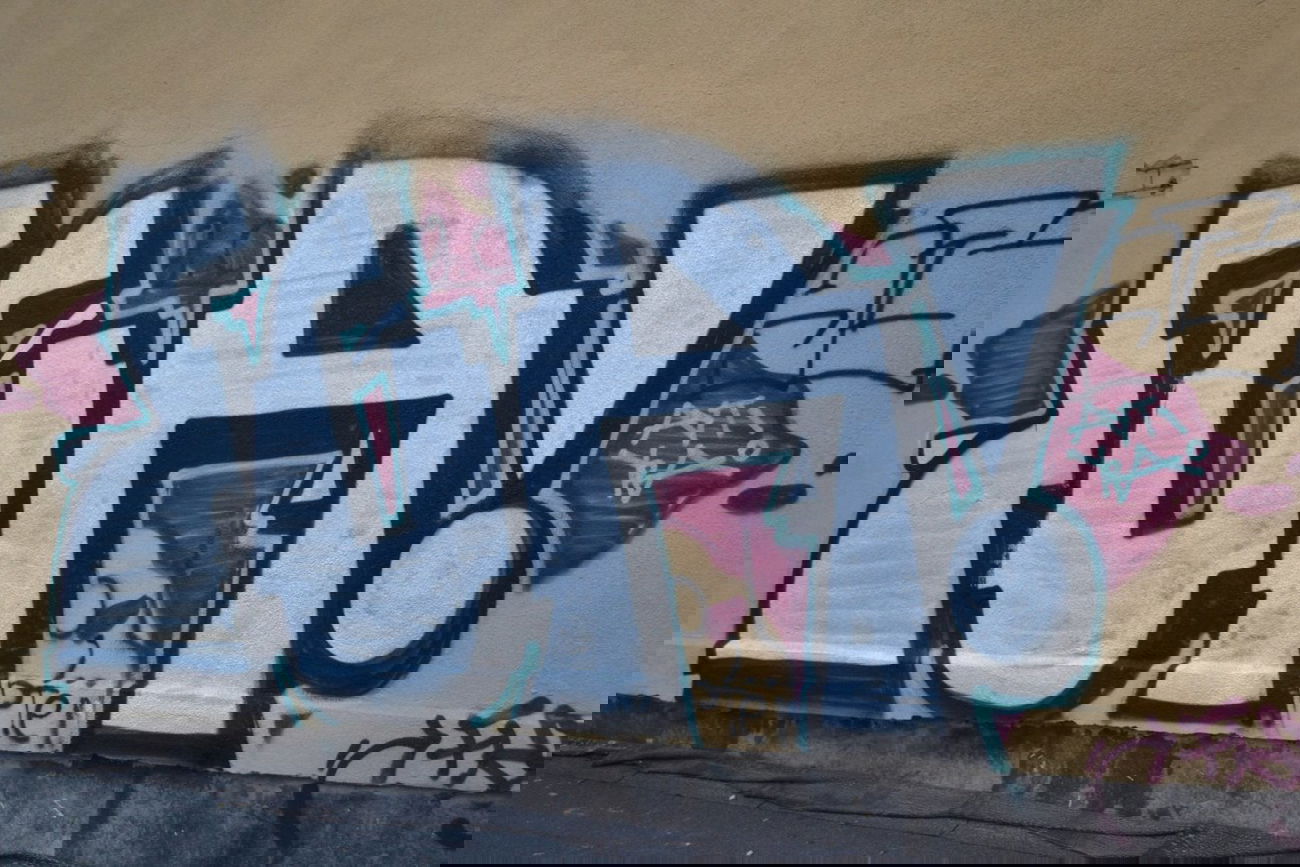 Graffiti Bombing - Photo by Fakre