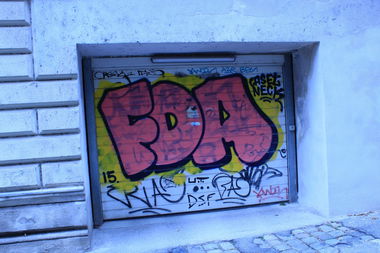 Graffiti Bombing - Photo by FameBalken