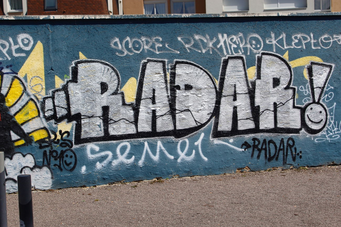 Graffiti Bombing - Photo by FameBalken