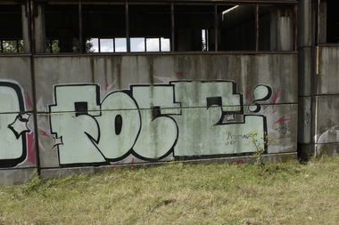 Graffiti Wall - Photo by FameBalken