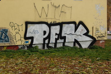 Graffiti Bombing - Photo by FameBalken