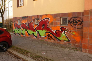 Graffiti Bombing - Photo by FameBalken