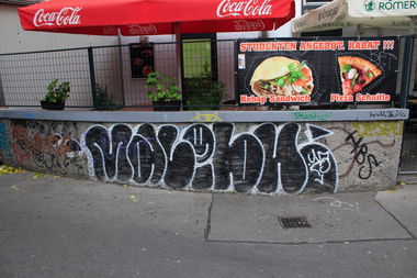 Graffiti Bombing - Photo by FameBalken