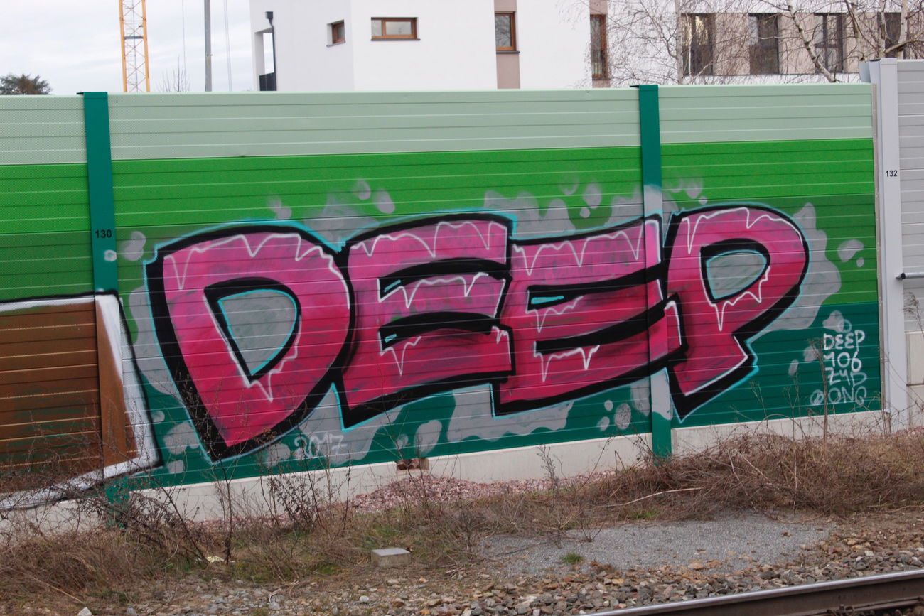 Graffiti Bombing - Photo by FameBalken