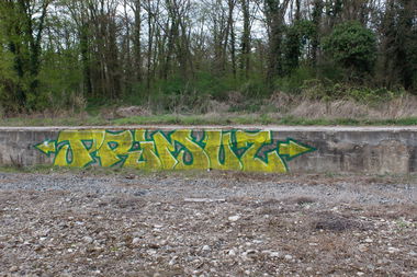 Graffiti Bombing - Photo by FameBalken