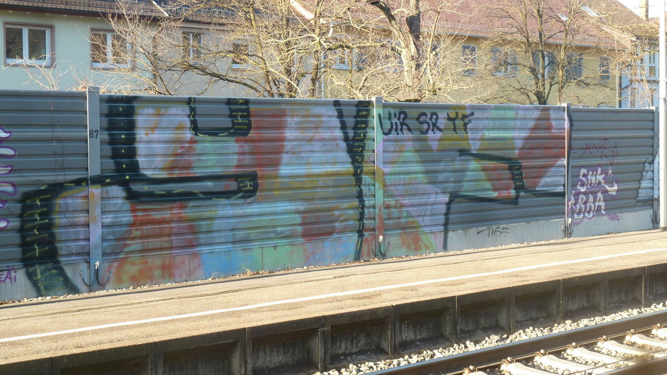 Graffiti Bombing - Photo by FameBalken